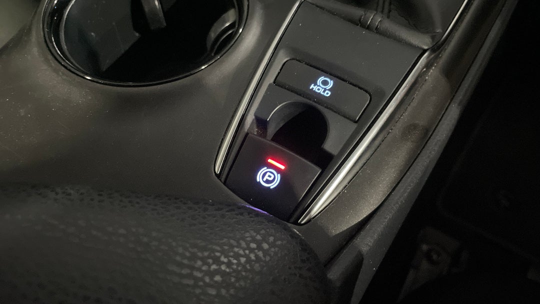 2023 Toyota Camry Ascent, Automatic, 52213 km, Handbrake