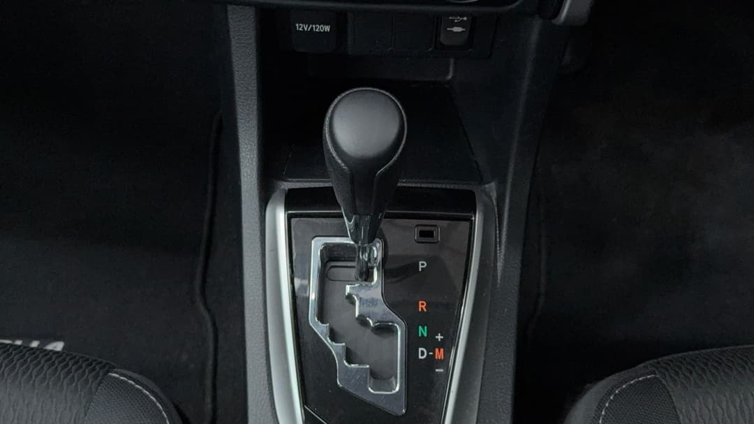 2018 Toyota Corolla Ascent, Automatic, 51729 km, Gear Lever 