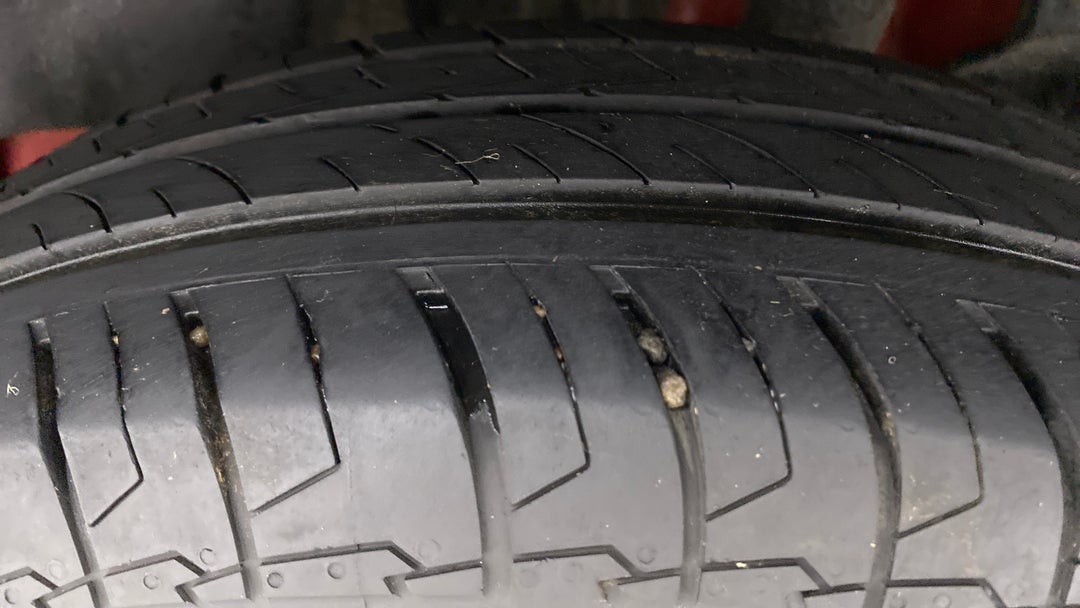Left Rear Tyre Tread