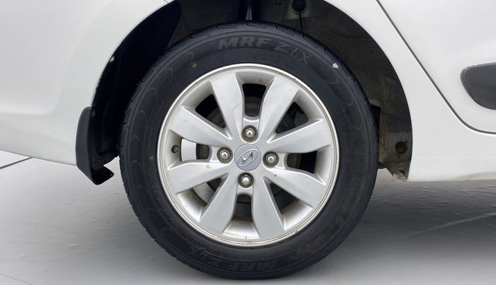 2015 Hyundai Xcent S 1.2 OPT, Petrol, Manual, 42,466 km, Right Rear Wheel