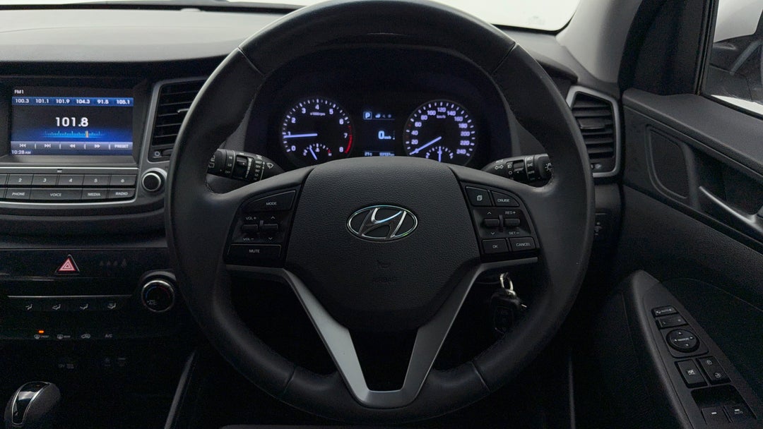 2016 Hyundai Tucson Active X (FWD), Automatic, 93137 km, Steering Wheel Close-up
