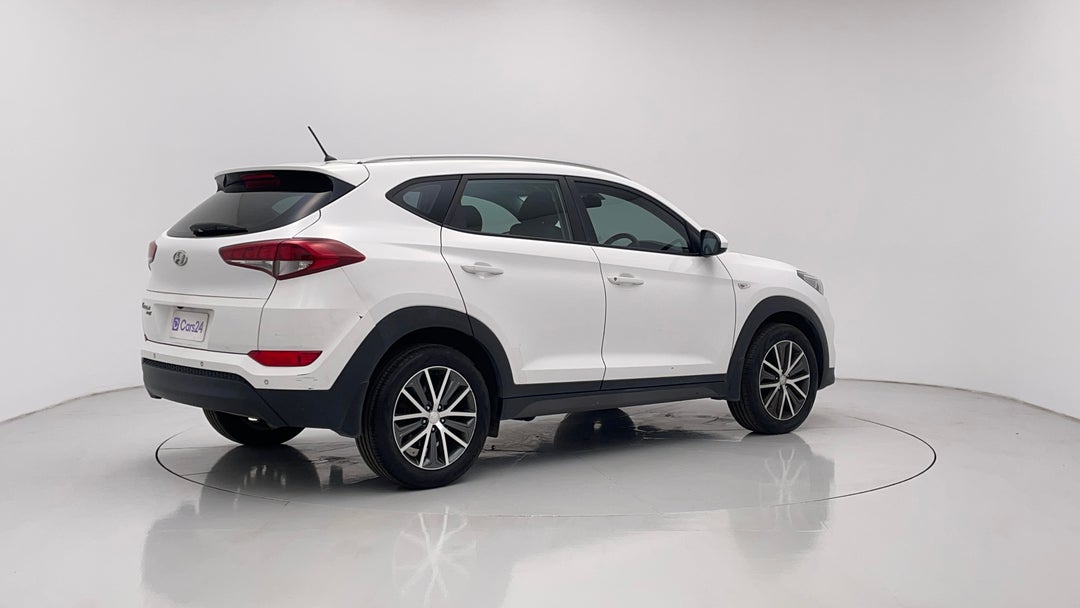 2016 Hyundai Tucson Active X (FWD), Automatic, 93137 km, Right Back Diagonal (45- Degree) View