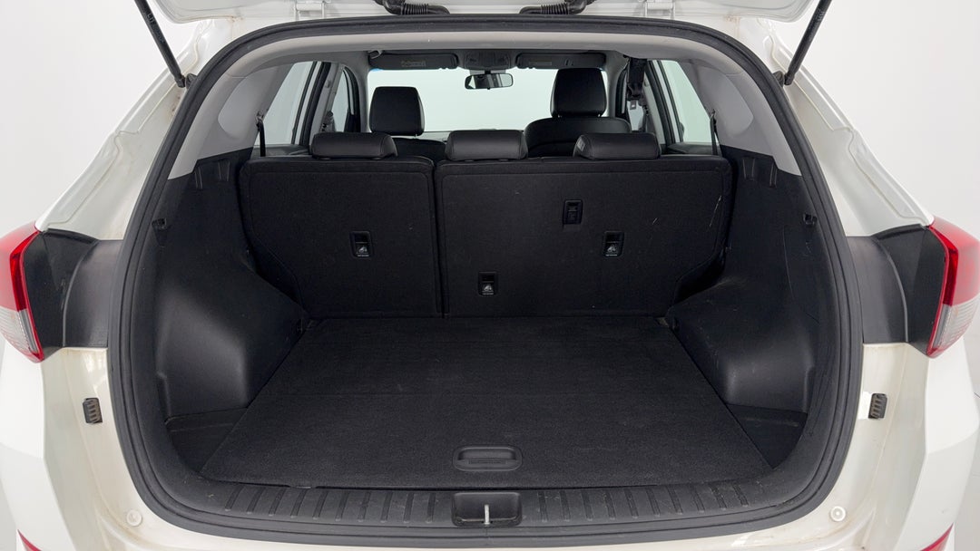 2016 Hyundai Tucson Active X (FWD), Automatic, 93137 km, Boot Inside View