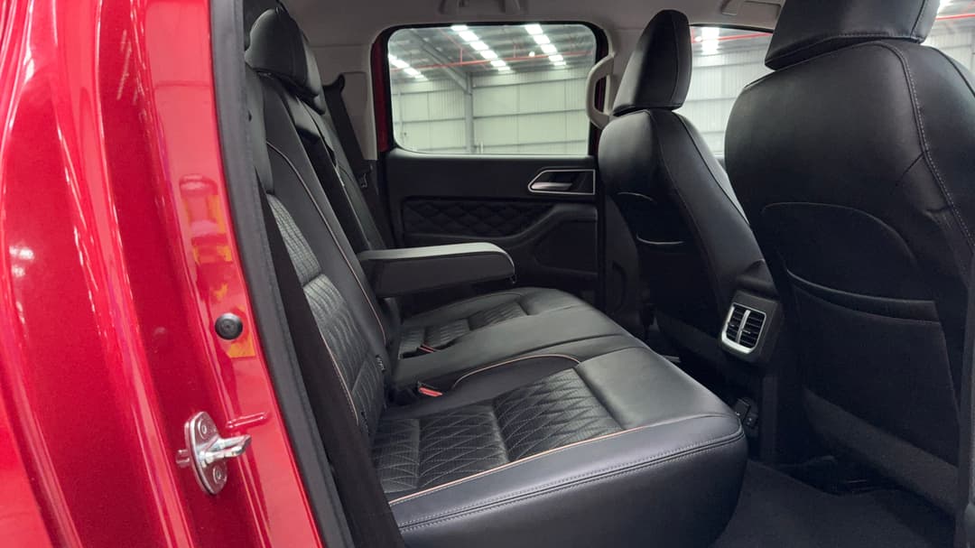 2022 GWM Ute Cannon Vanta (4x4), Automatic, 69770 km, Right Side Rear Door Cabin View