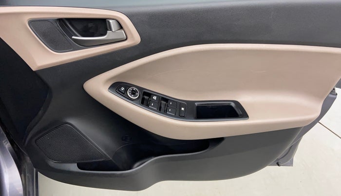 2017 Hyundai Elite i20 ASTA 1.2, Petrol, Manual, 35,389 km, Driver Side Door Panels Controls