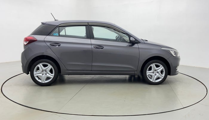 2017 Hyundai Elite i20 ASTA 1.2, Petrol, Manual, 35,389 km, Right Side View