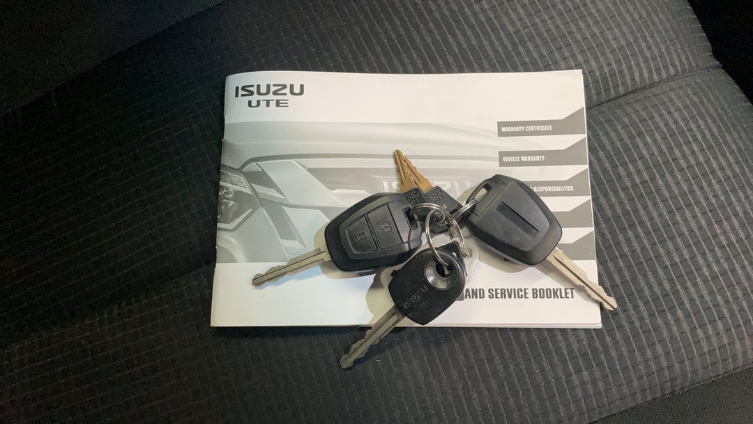 2018 Isuzu D-MAX Sx Hi-ride (4x2), Automatic, 63926 km, Key Close-up