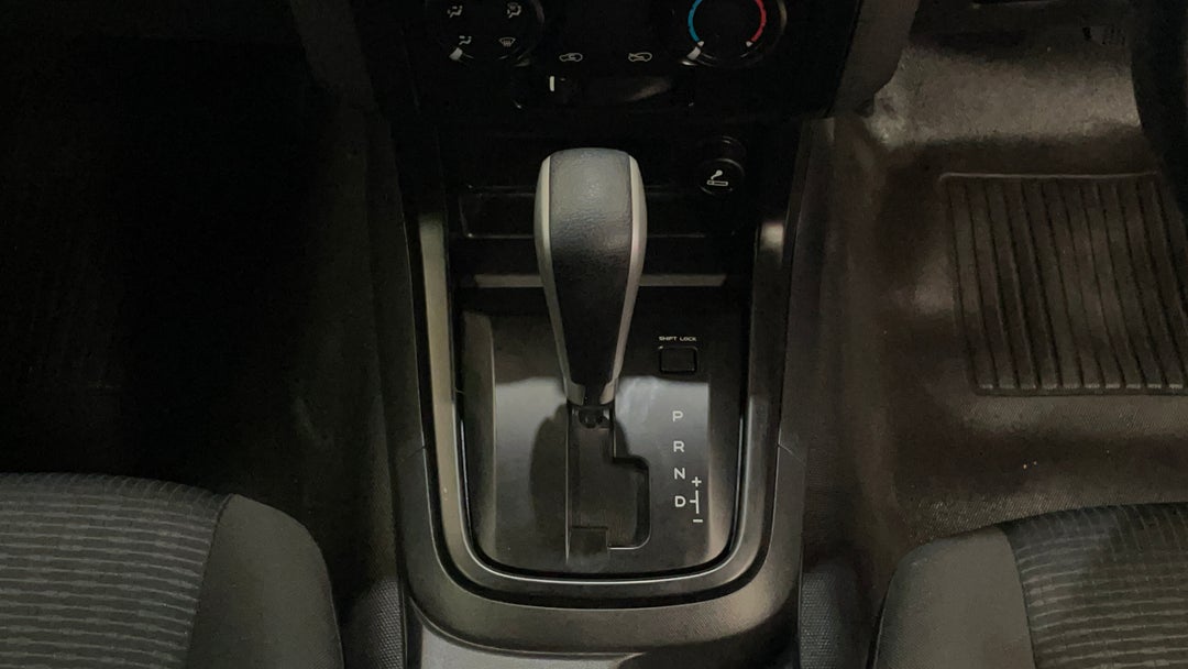 2018 Isuzu D-MAX Sx Hi-ride (4x2), Automatic, 63926 km, Gear Lever 