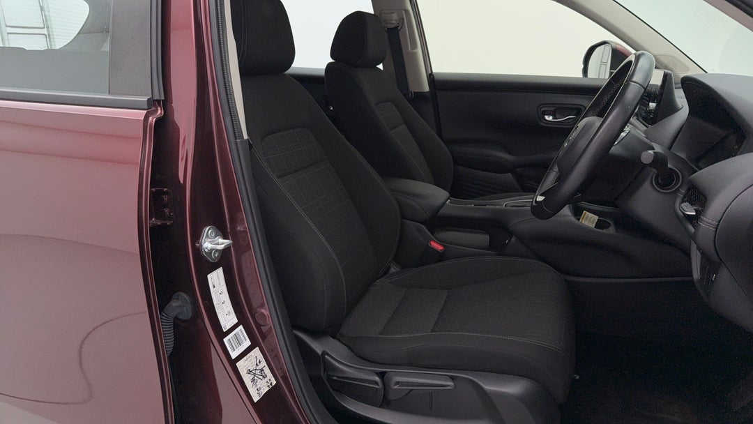 2023 Honda Zr-v Vti X, Automatic, 32754 km, Right Side Front Door Cabin View