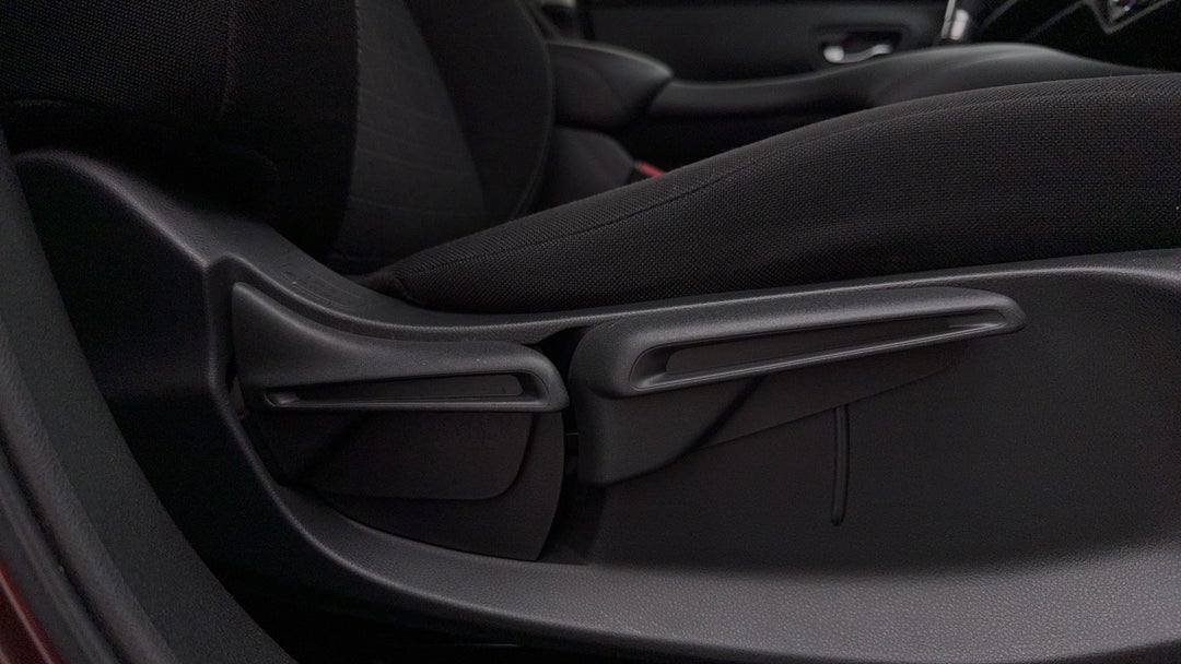 2023 Honda Zr-v Vti X, Automatic, 32754 km, Drivers Side Adjustment Panel