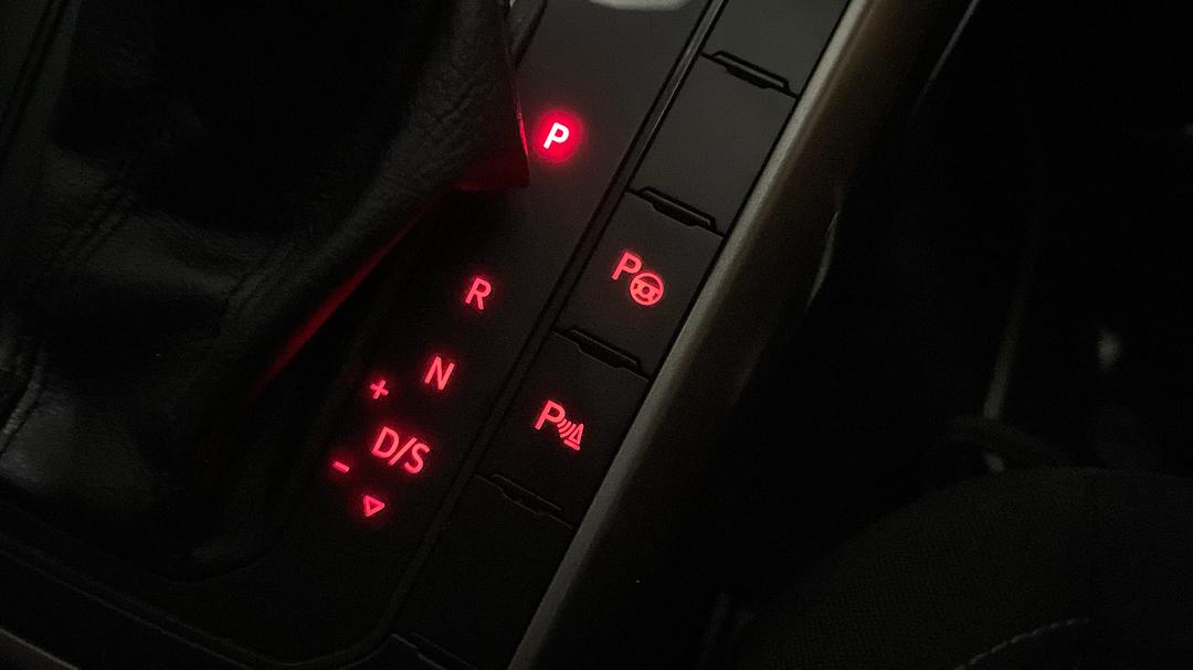 2019 Volkswagen Polo 85tsi Comfortline, Automatic, 135217 km, Utility Switches/Buttons