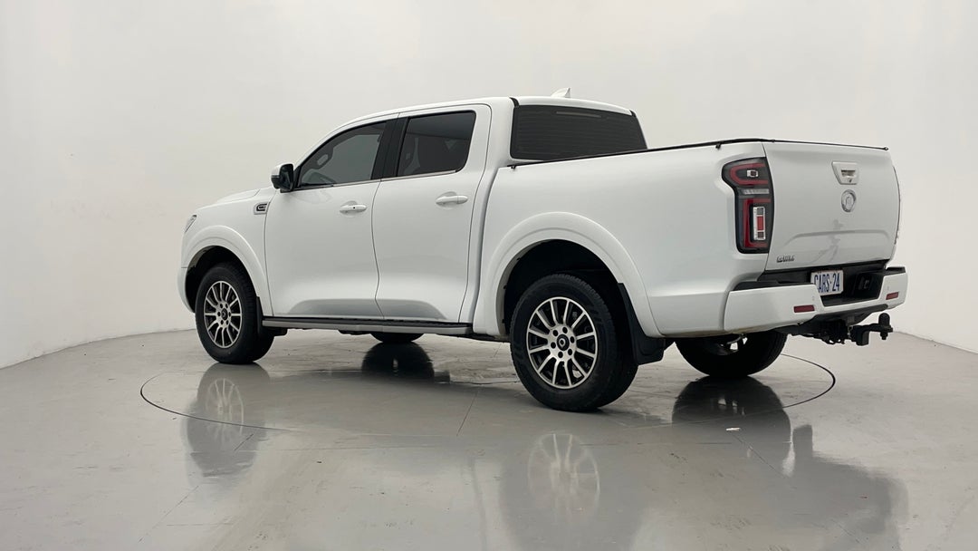 Left Back Diagonal (45- Degree) View