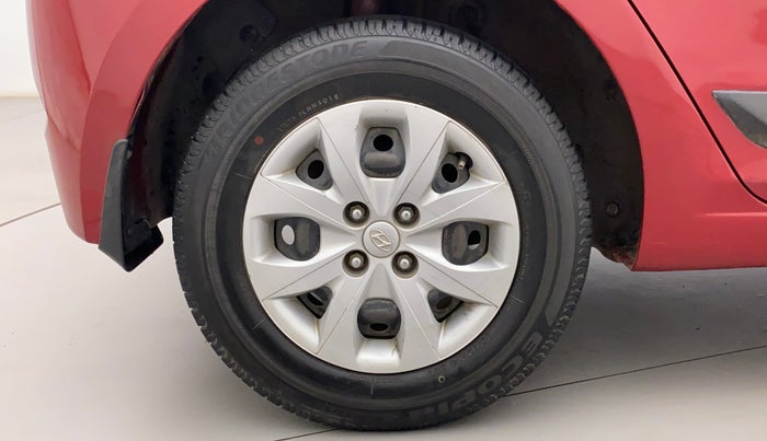 2016 Hyundai Elite i20 SPORTZ 1.2, Petrol, Manual, 97,930 km, Right Rear Wheel