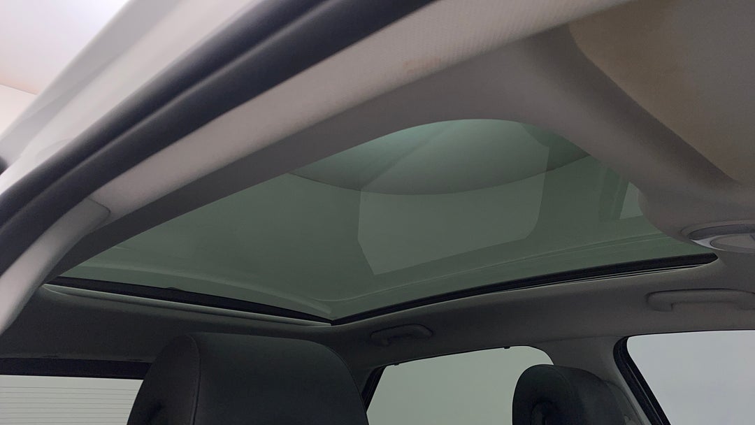 Interior Sunroof/Moonroof