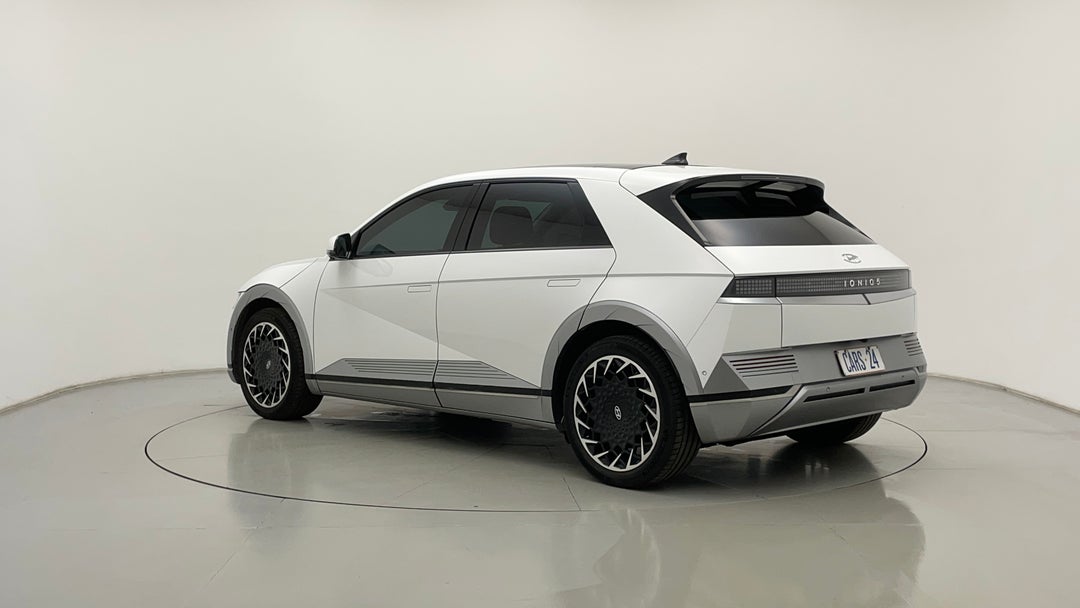 Left Back Diagonal (45- Degree) View