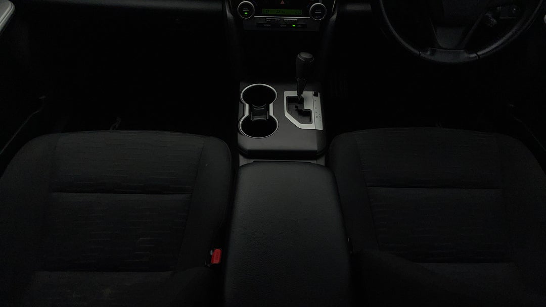 2017 Toyota Camry Rz S.e., Automatic, 72186 km, Center Console