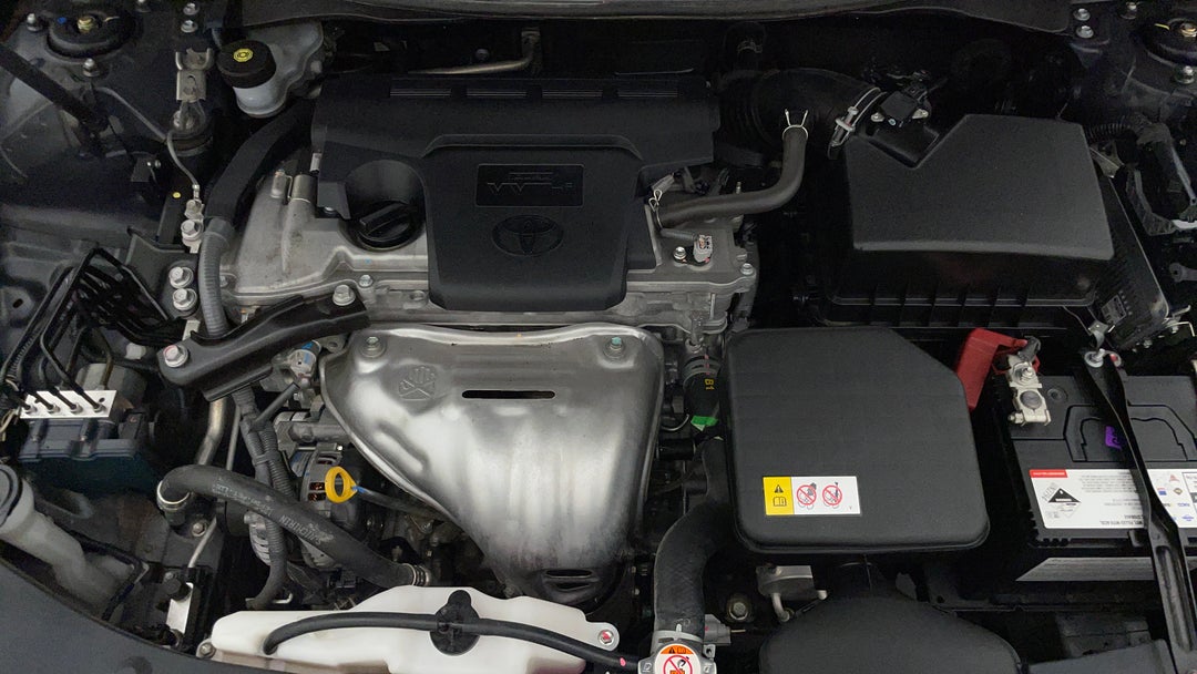 2017 Toyota Camry Rz S.e., Automatic, 72186 km, Open Bonnet (Engine)