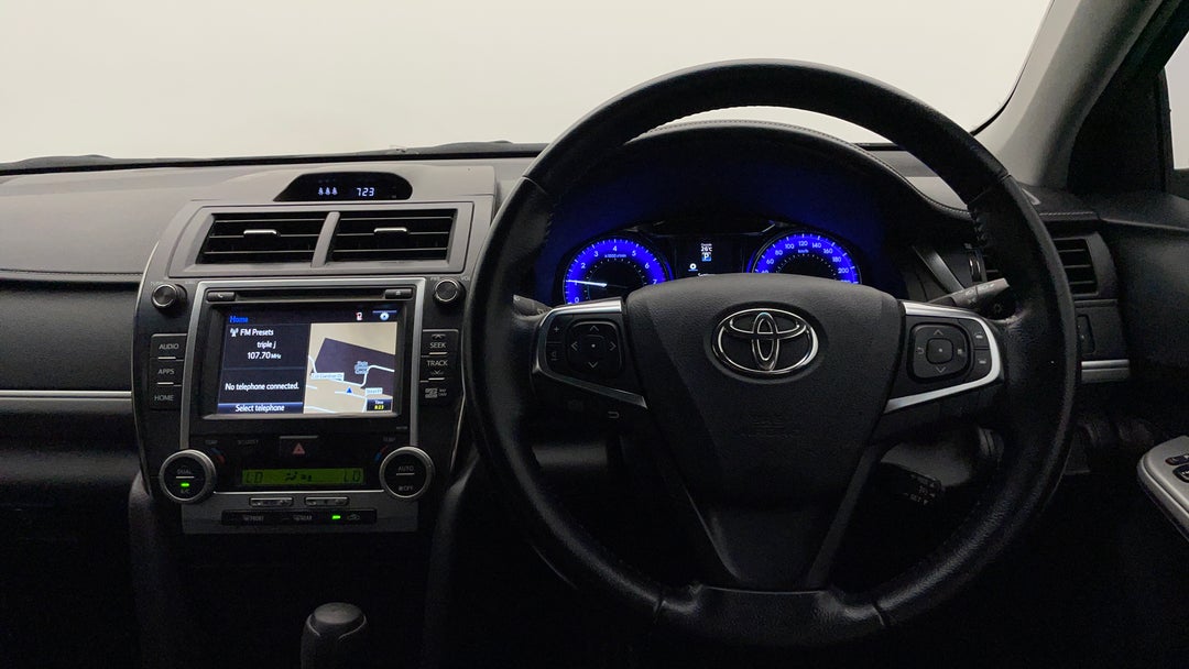 2017 Toyota Camry Rz S.e., Automatic, 72186 km, Steering Wheel Close-up