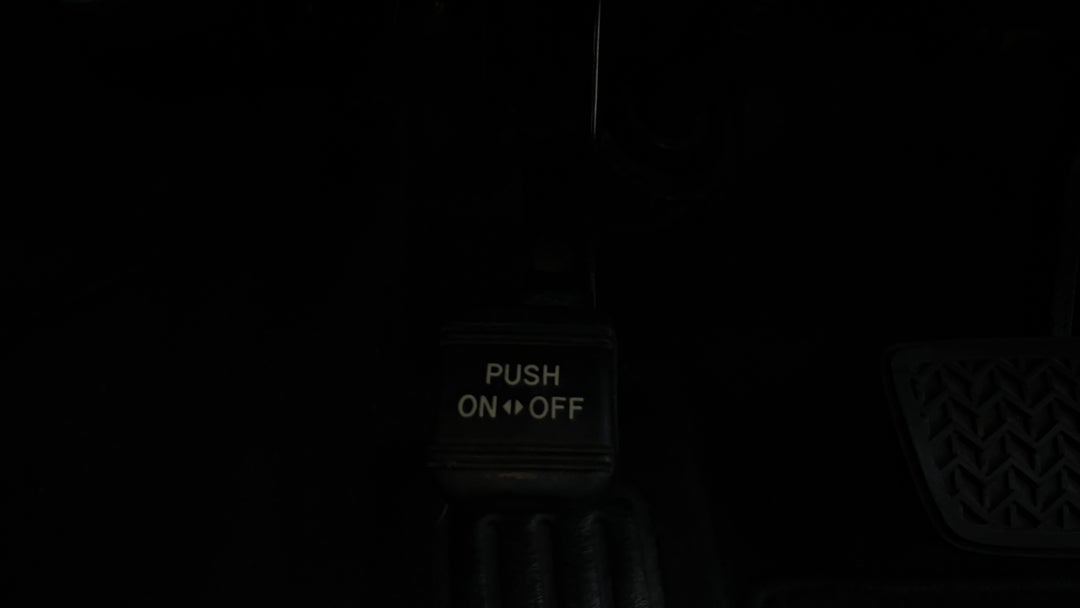 2017 Toyota Camry Rz S.e., Automatic, 72186 km, Handbrake