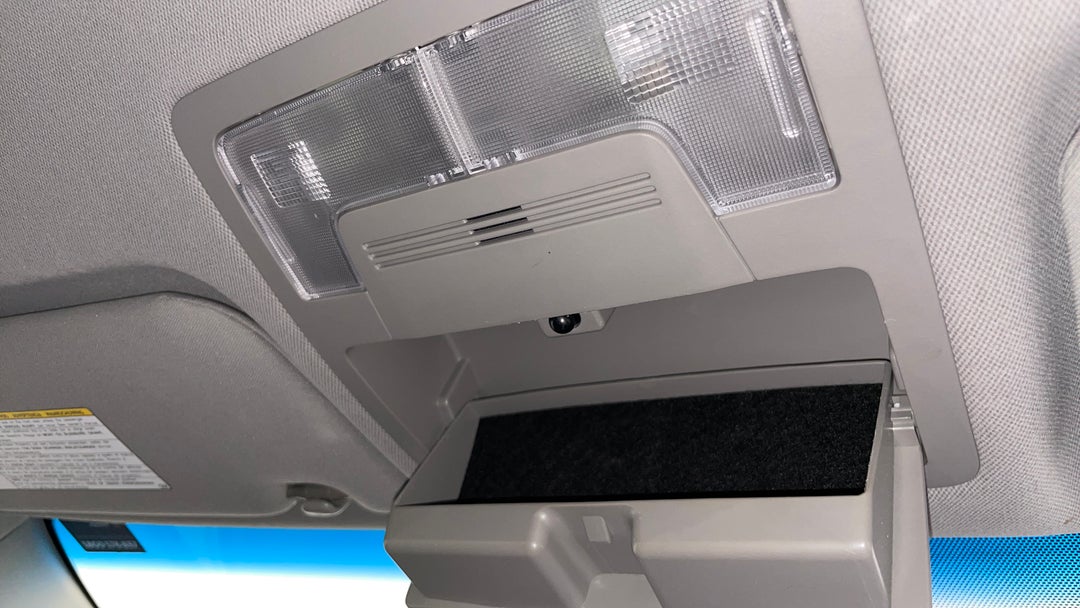 2017 Toyota Camry Rz S.e., Automatic, 72186 km, On-Roof Controls/Sunglass holder