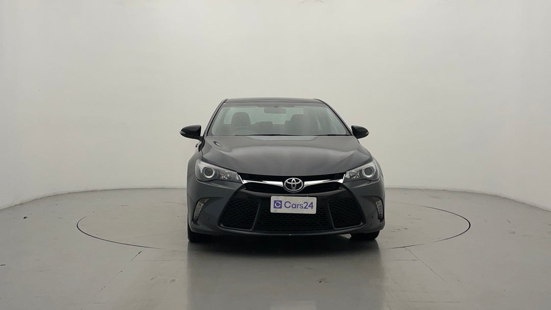 2017 Toyota Camry Rz S.e., Automatic, 72186 km, Front View