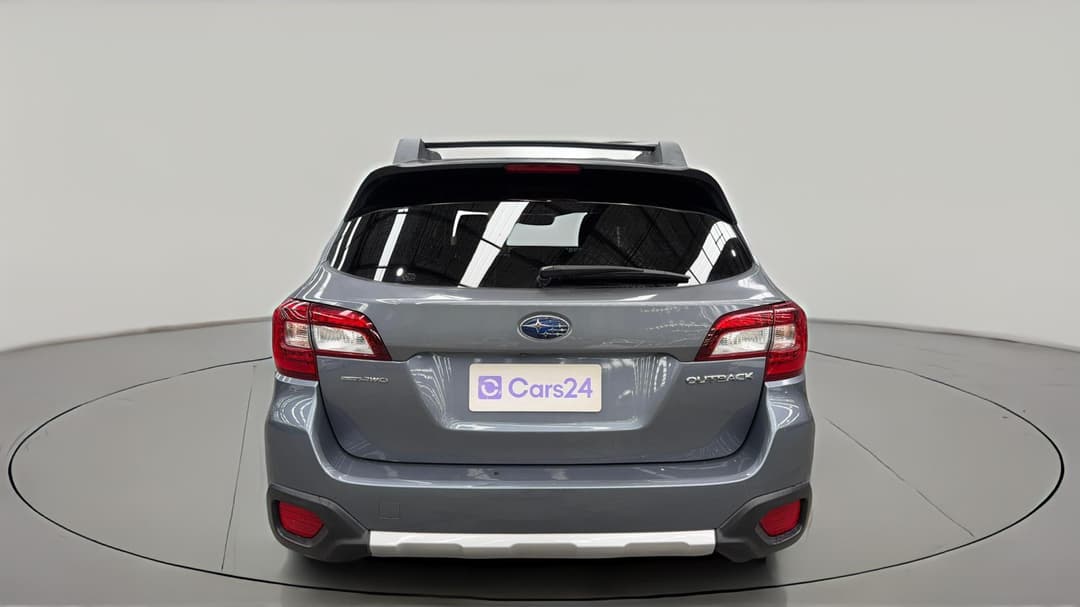 2018 Subaru Outback 2.5i  AWD, Automatic, 143103 km, Back/Rear View