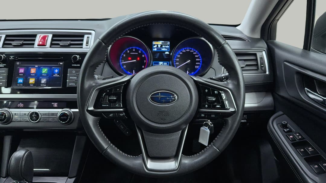 2018 Subaru Outback 2.5i  AWD, Automatic, 143103 km, Steering Wheel Close-up