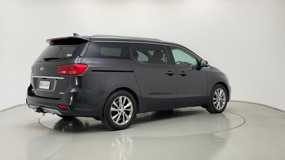 Right Back Diagonal (45- Degree) View