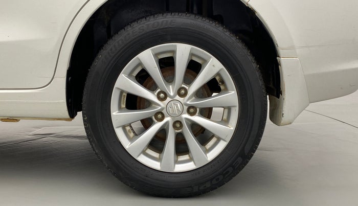 2014 Maruti Ertiga ZDI, Diesel, Manual, 80,779 km, Left Rear Wheel