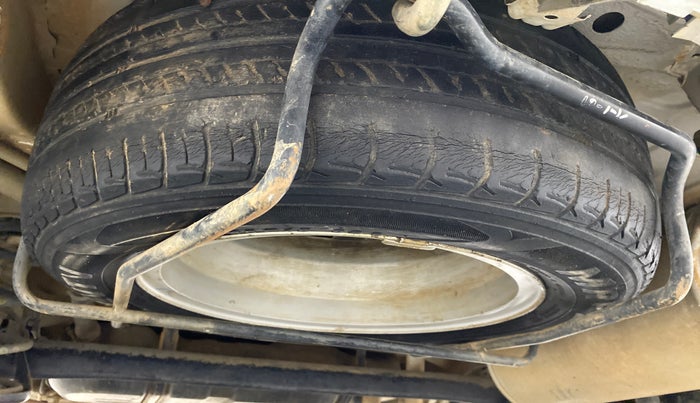 2014 Maruti Ertiga ZDI, Diesel, Manual, 80,779 km, Spare Tyre