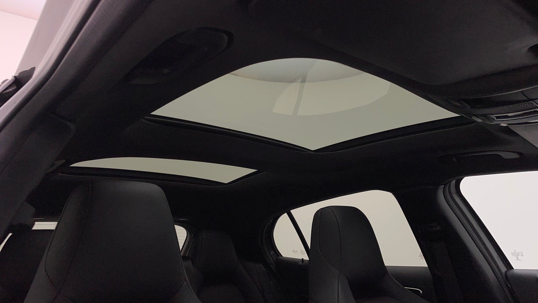 Interior Sunroof/Moonroof