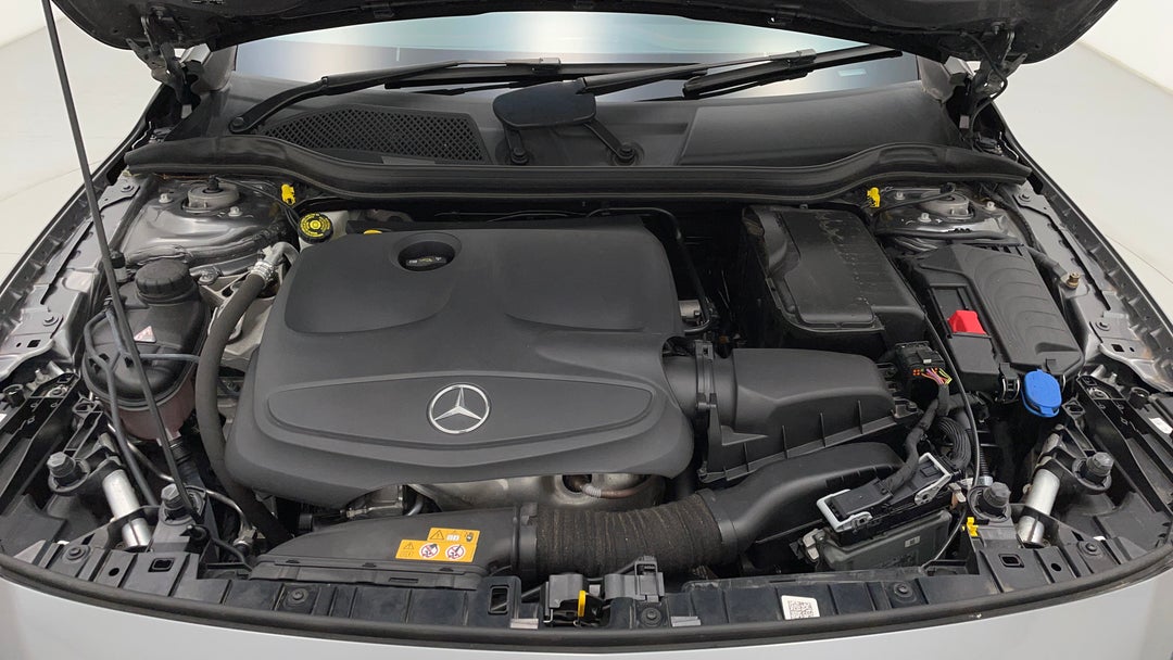 Open Bonnet (Engine)