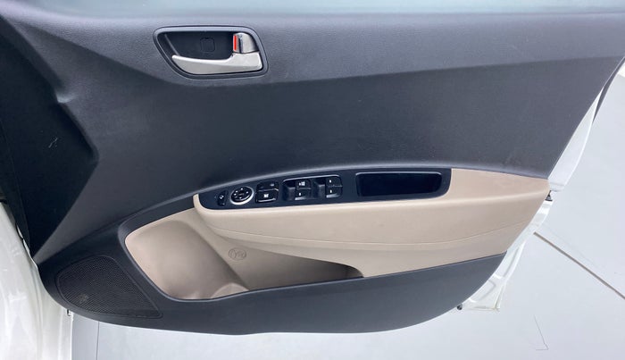 2014 Hyundai Grand i10 ASTA AT 1.2 KAPPA VTVT, Petrol, Automatic, 96,494 km, Driver Side Door Panels Control