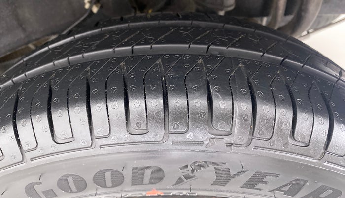 2017 Datsun Go Plus T, Petrol, Manual, 36,633 km, Left Rear Tyre Tread