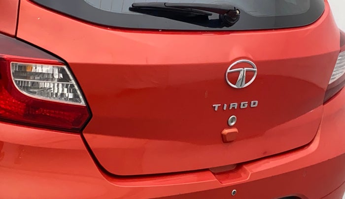2020 Tata Tiago XZ PETROL, Petrol, Manual, 57,633 km, Dicky (Boot door) - Slightly dented