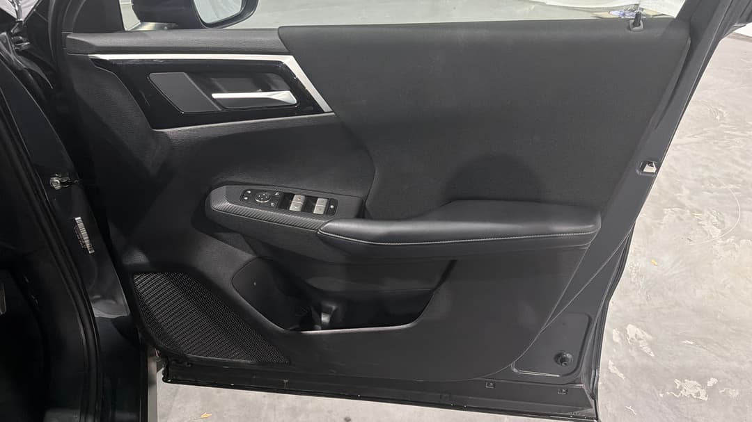 2024 Mitsubishi Outlander Es 7 Seat (2WD), Automatic, 41398 km, Speaker View