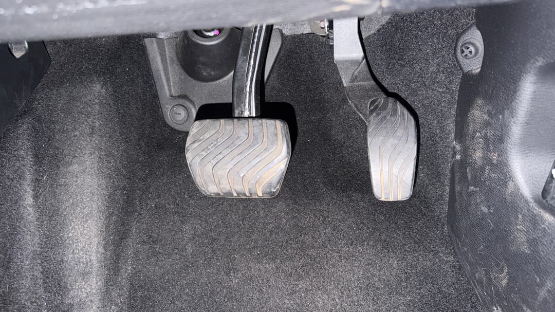 2024 Mitsubishi Outlander Es 7 Seat (2WD), Automatic, 41398 km, Pedals and Footmat