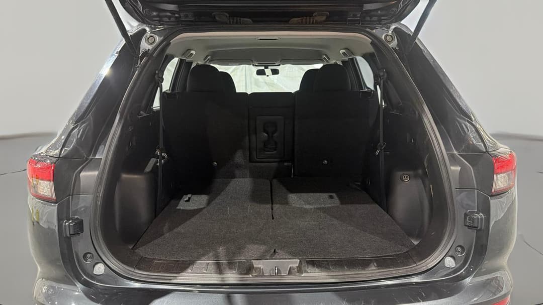 2024 Mitsubishi Outlander Es 7 Seat (2WD), Automatic, 41398 km, Boot Inside View