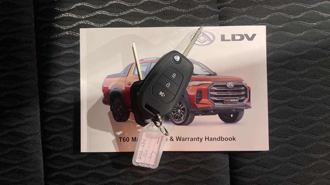 2022 LDV T60 Max Pro (4x4), Automatic, 43736 km, Key Close-up