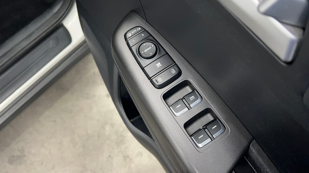 2018 Kia Sportage Si (FWD), Automatic, 120136 km, Drivers Side Door Panel Controls
