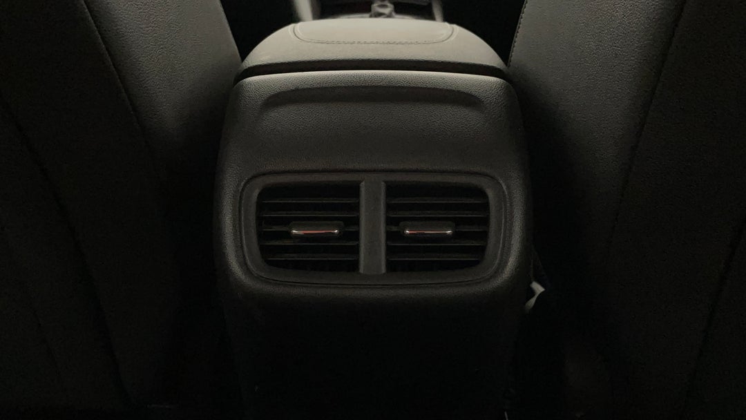 Rear A/C Vent