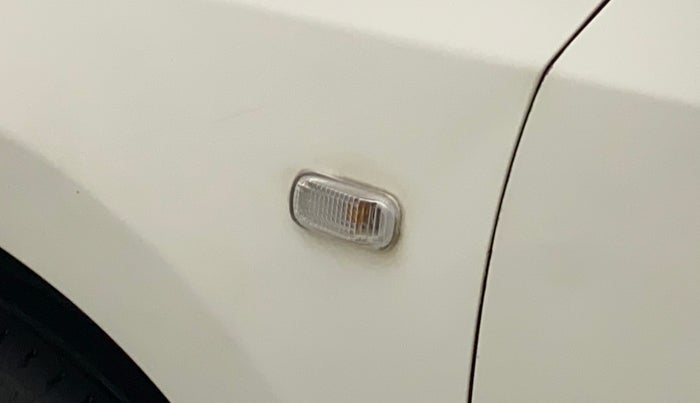 2012 Honda City 1.5L I-VTEC S MT, Petrol, Manual, 1,00,480 km, Left fender - Lining loose