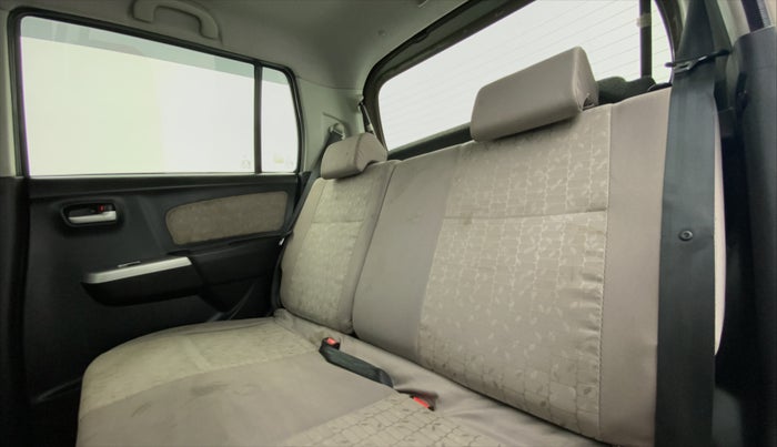 2015 Maruti Wagon R 1.0 VXI, Petrol, Manual, 58,352 km, Right Side Rear Door Cabin