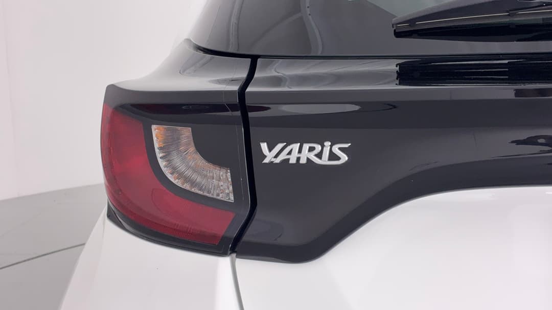 2024 Toyota Yaris Ascent Sport, Automatic, 19342 km, Badge (Boot Left Side)