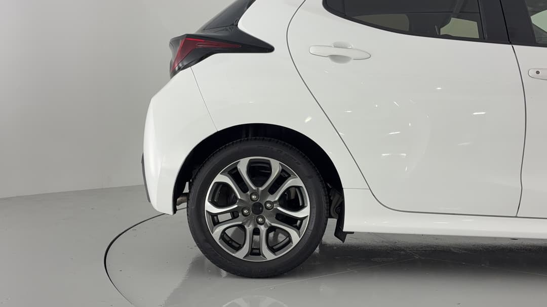 2024 Toyota Yaris Ascent Sport, Automatic, 19342 km, Right Rear Wheel