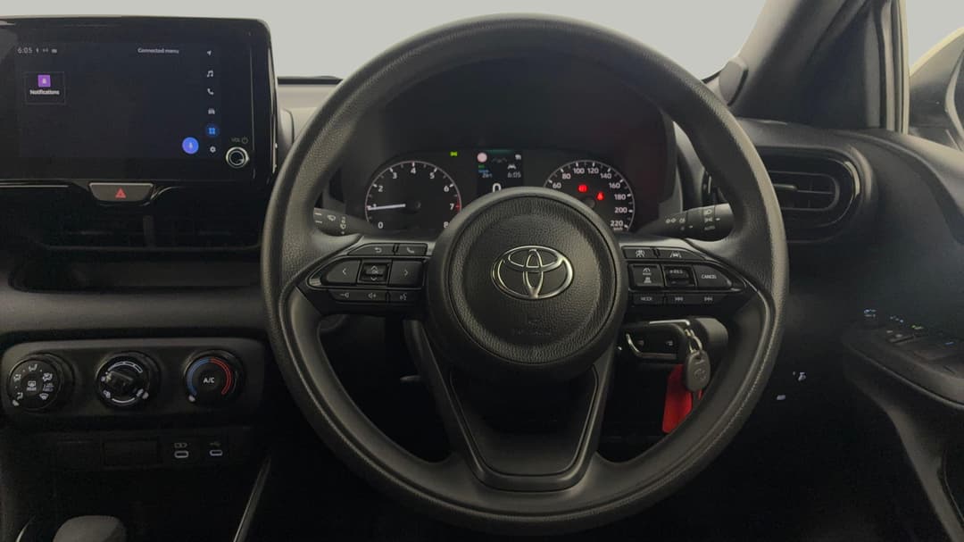 2024 Toyota Yaris Ascent Sport, Automatic, 19342 km, Steering Wheel Close-up