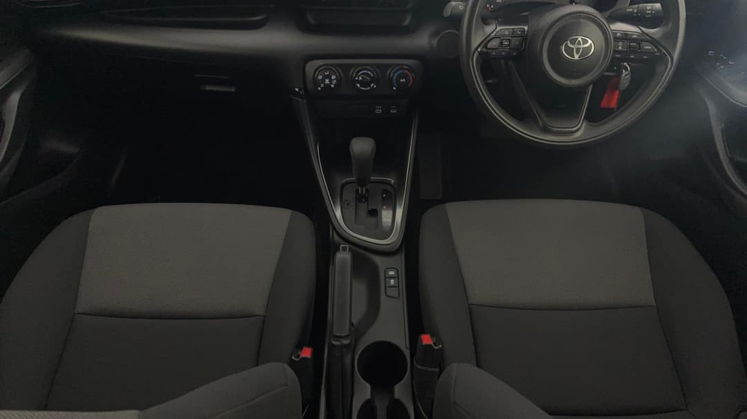 2024 Toyota Yaris Ascent Sport, Automatic, 19342 km, Center Console