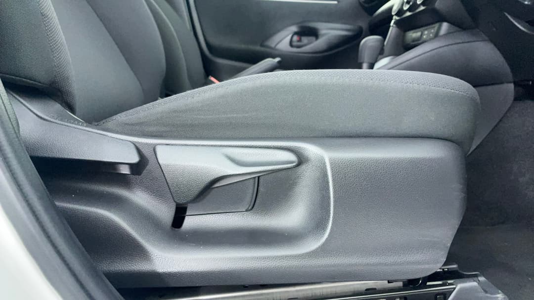 2024 Toyota Yaris Ascent Sport, Automatic, 19342 km, Drivers Side Adjustment Panel