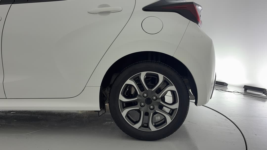 2024 Toyota Yaris Ascent Sport, Automatic, 19342 km, Left Rear Wheel