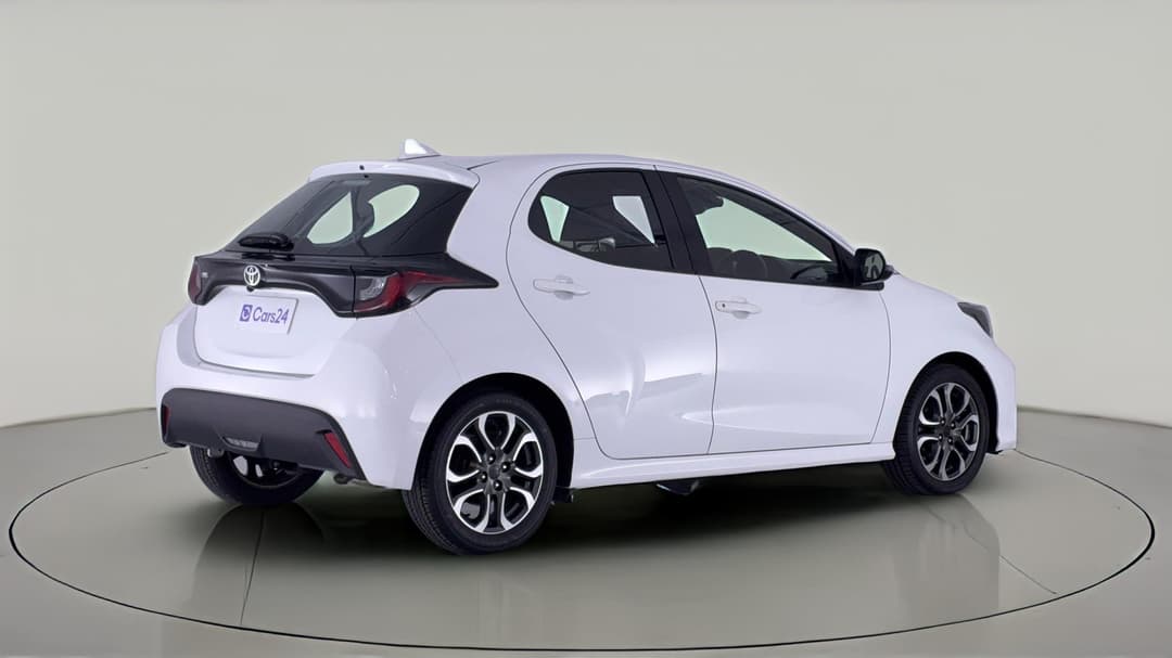 2024 Toyota Yaris Ascent Sport, Automatic, 19342 km, Right Back Diagonal (45- Degree) View